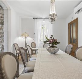 4-5 bedroom villa with Split City and Sea Views sleeps 8-10